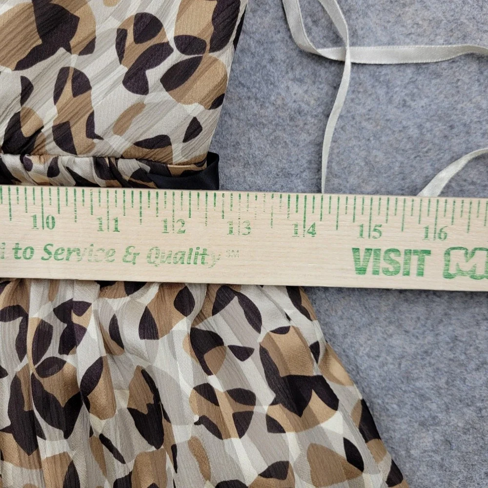 BCBGMAXAZRIA Dress Womens 2 Beige Animal Print Silk‎ Sleeveless V Neck Fit Flare